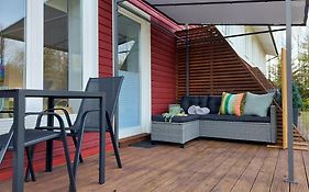 Nature Escape In Lahemaa Bright 1-Bedroom Apartment With Terrace